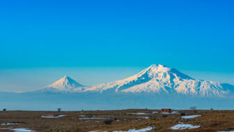 Armenien Gipfel Aragat