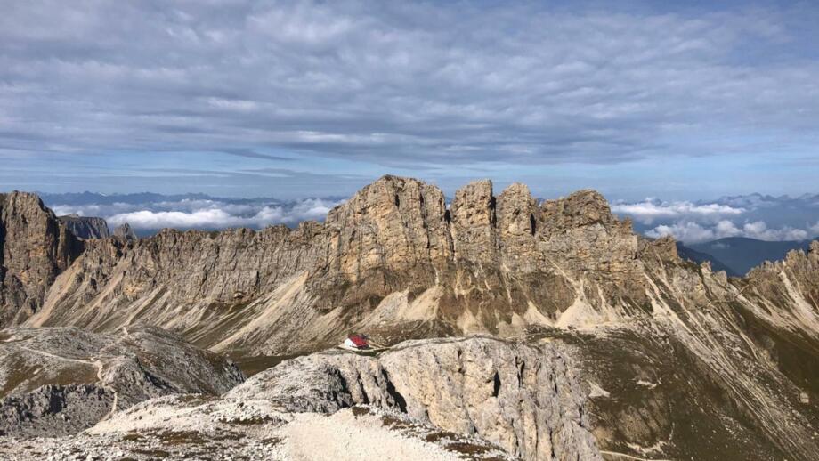 Bizarre Felsformationen in den Dolomiten