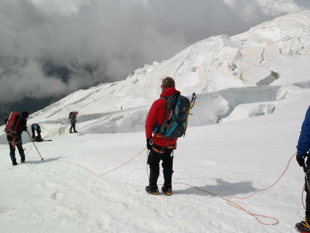 Gehen auf de Gletscher Monte Rosa